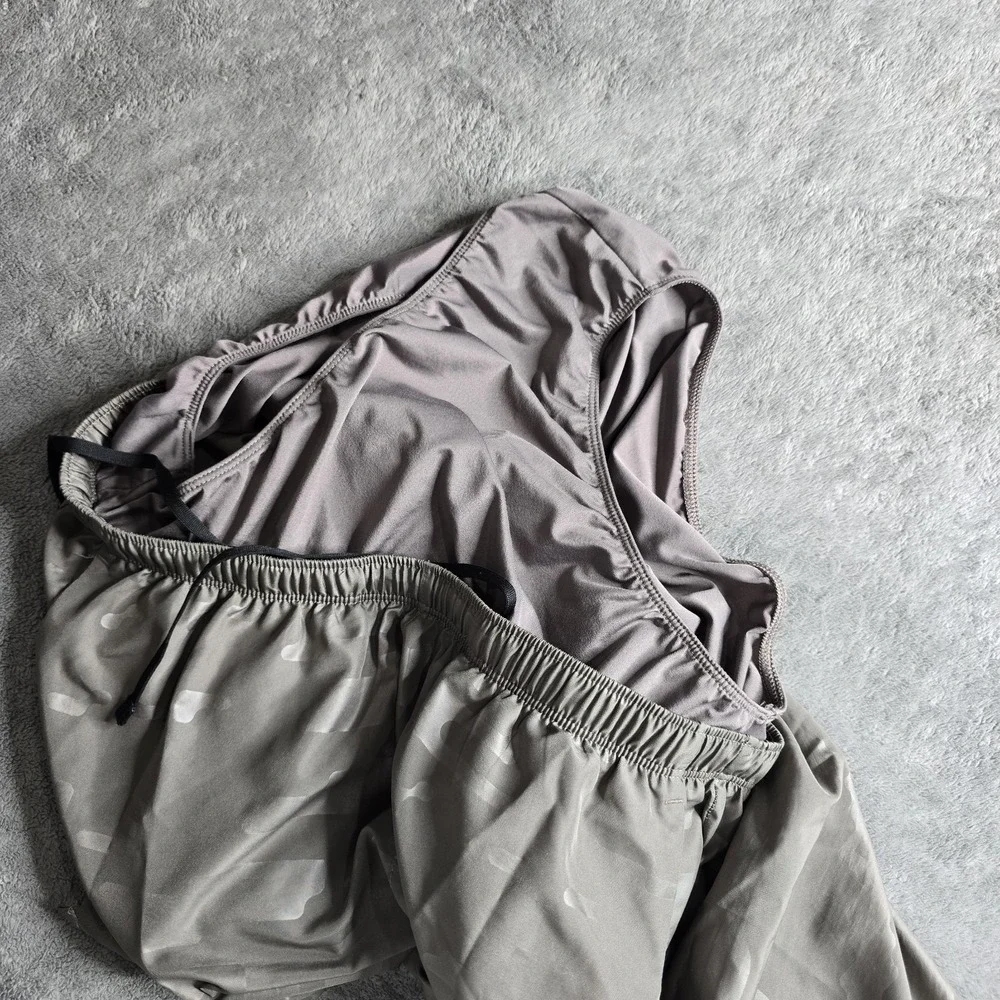 Nike Dri Fit Running Shorts Mens Large Division Challenger Brief Lined DM4709